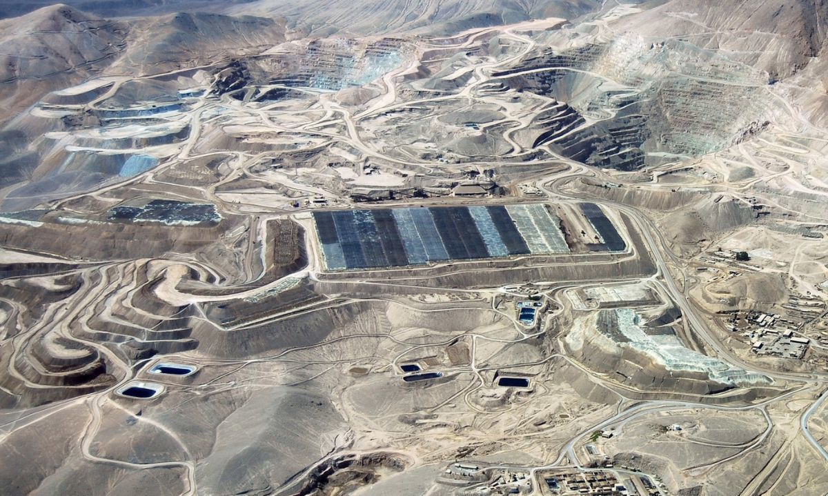 Codelco anuncia salida del gerente general de División Salvador