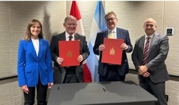 Argentina y Canadá firman acuerdo sobre minerales críticos
