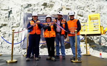 CMP inaugura túnel clave para la primera mina subterránea de hierro en Chile