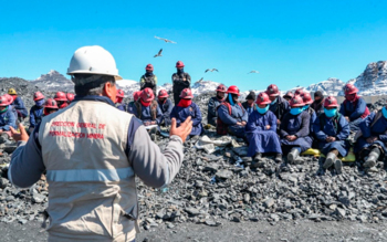 Arequipa formaliza 120 nuevos mineros artesanales en Caravelí con enfoque en la sostenibilidad