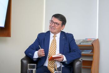 Cobre vs grafeno: Chile y Perú deben aprovechar la demanda antes de posibles reemplazos