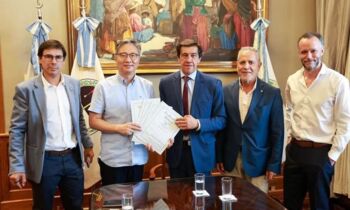 Jujuy acelera la industrialización del litio: crédito fiscal para Tsingshan y arranque inminente en Perico