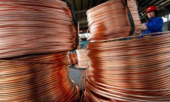 Cochilco eleva su proyección del cobre a US$ 4,30/lb para 2026 por mejora en relaciones comerciales