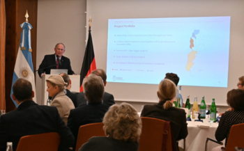 Argentina presentó atractivos activos mineros en Alemania y sella acuerdos de cooperación
