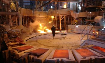 Codelco fija una prima récord de USD 345 por tonelada de cobre para Europa en 2026