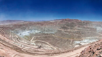 Escondida cumple 35 años: la historia del hallazgo que cambió el mapa del cobre mundial