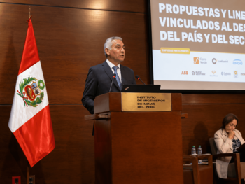 IIMP advierte que reducir concesiones mineras favorecería a la minería ilegal y frenaría inversiones en Perú