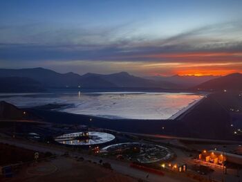Senace aprueba inversión de 4,893 millones de dólares para expansión de Las Bambas en Apurímac