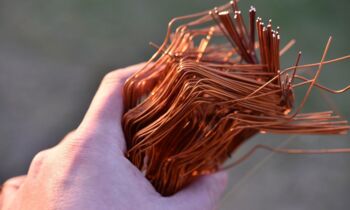 Chile avanza en proyecto de ley para sancionar el robo de cobre y proteger la minería nacional