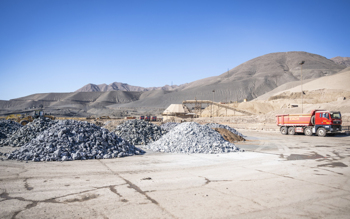 ENAMI reactiva la compra de minerales de plata y fortalece el respaldo a la pequeña minería chilena