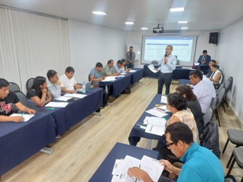 Minem impulsa debate para mejorar normas de pequeña minería y minería artesanal