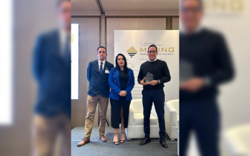Minera Bateas recibe premio por su compromiso con el desarrollo social en Perú